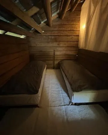 Elaemyksellinen Majoitus Aitassa * Kokkola (Karleby)